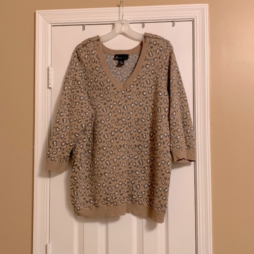 3/4 sleeve sweater